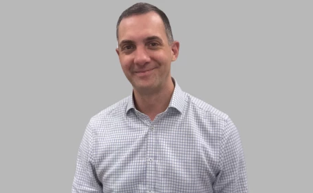 Dr Alex Fragoyannis